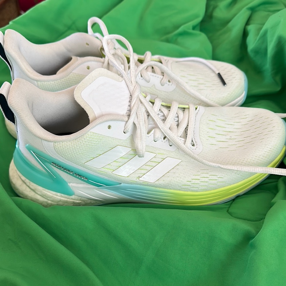 Adidas Boost Neon Sz 6.5